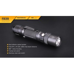 Lanterna Fenix FD30 de 900 lumens Lanterna Fenix FD30 de 900 lumens
