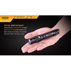 Lanterna Fenix FD30 de 900 lumens Lanterna Fenix FD30 de 900 lumens
